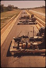 I-55 under construction in Mississippi in May 1972 STEEL RODS, MADE FROM SHREDDED AUTOS, ARE BEING USED FOR REINFORCEMENT IN THIS SECTION OF I-55, NORTH OF DURANT. IT... - NARA - 546265.jpg