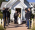 米陸軍将校の結婚式。礼装に略綬を着用する例。