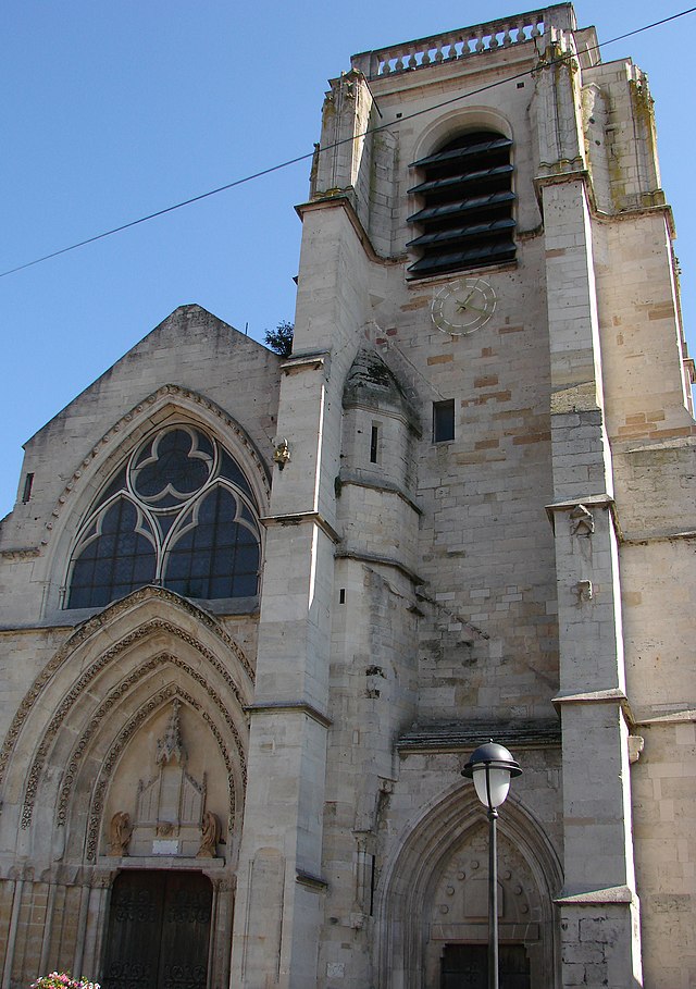 Ang Notre-Dame Church sa Saint-Dizier