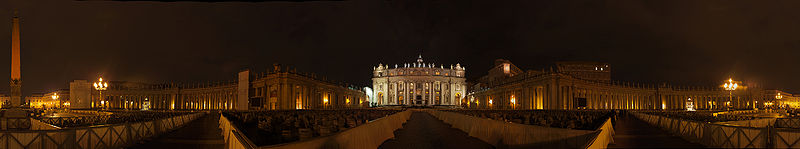 File:Saint Peters Square panoramic view at night.jpg