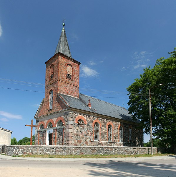 File:Salino - Church 01.jpg