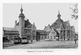 Schaerbeek istasyonunun terminalinde tramvay.