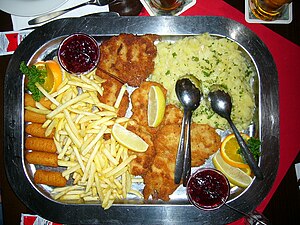 Schnitzel with 3 side dishes