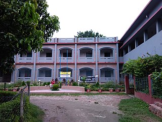 <span class="mw-page-title-main">Chapai Nawabganj</span> City in Rajshahi, Bangladesh