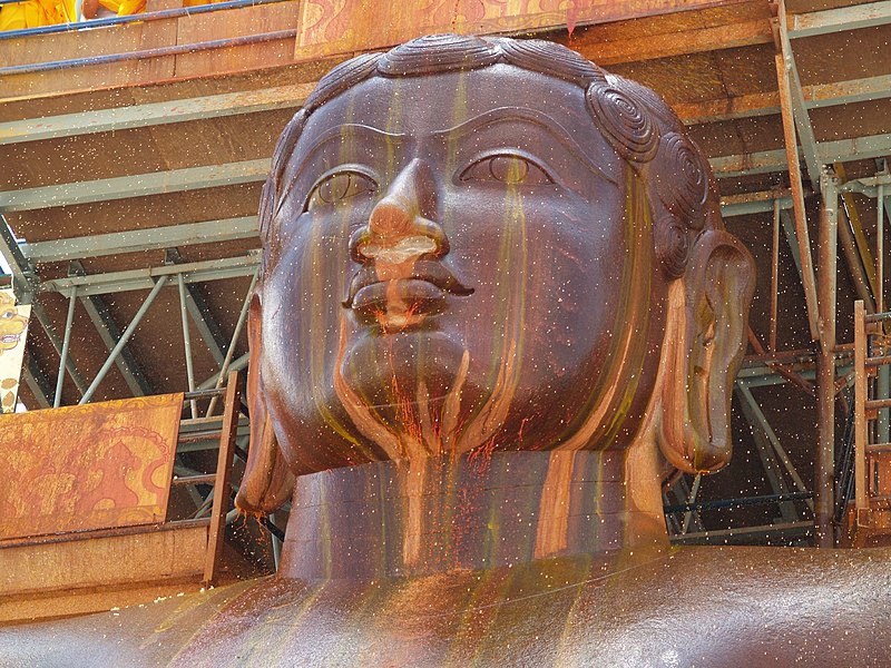 File:Shravanbelgola Gomateshvara head closeup.jpg