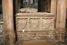 Photograph of mutilated effigy of Nicholas de Cantilupe, 3rd Baron Cantilupe (c.1301-1355), Lincoln Cathedral Sir Nicholas Cantilupe's tomb - geograph.org.uk - 494165.jpg