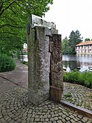 Skulptur am Ratsteich Uelzen.jpg