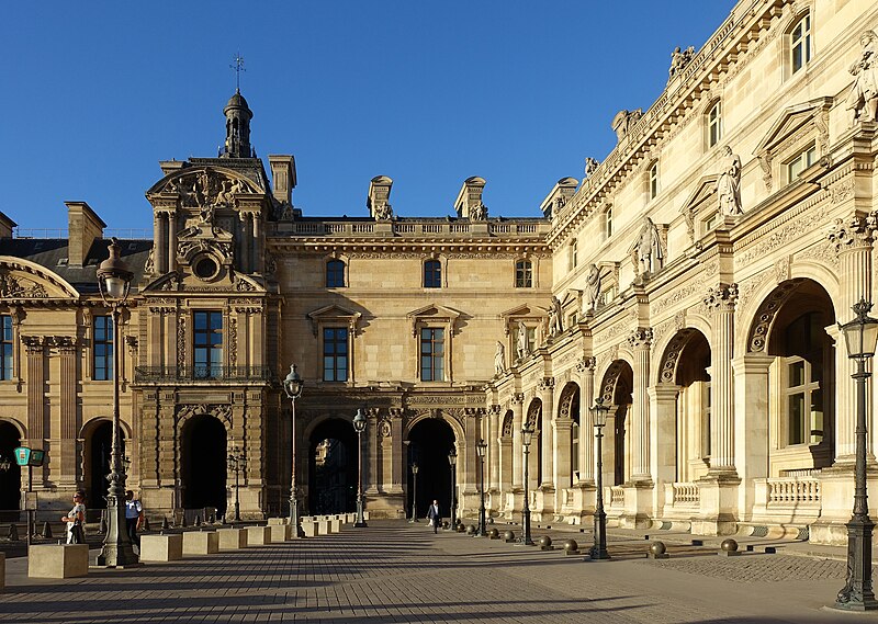 File:South facade of the Pavillon de Rohan, Louvre Museum, 23 August 2016.jpg