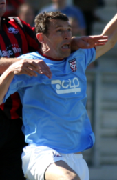 Torpey playing for York City in 2009 Steve Torpey 1.png