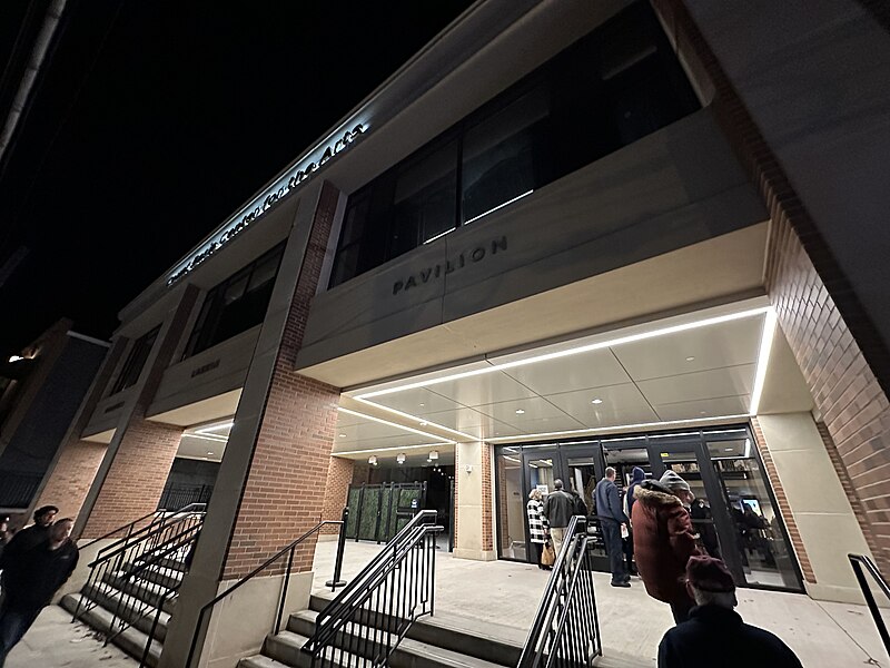 File:Stillwell-Larkin Pavilion entrance to the Count Basie Center for the Arts.jpg