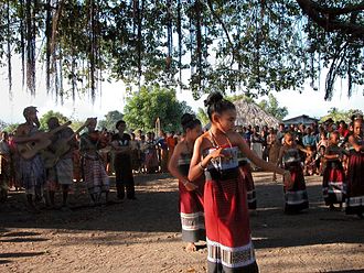 East Timorese musicians and dancers in Suai (2010) Suai 3-2.jpg