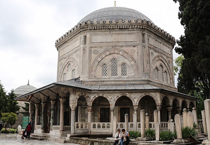 File:Sultan Süleyman Türbesi 01.jpg