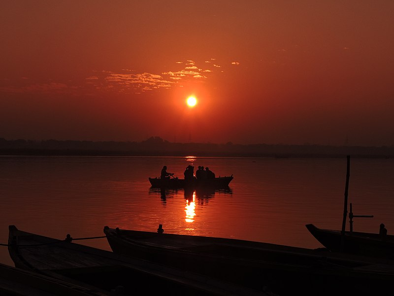 File:Sunrise @ Ganges.jpg