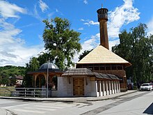 Tabacka (Tabacica) mosque in Visoko, Bosnia, national monument of Bosnia and Herzegovina Tabhanska mosque in Visoko, Bosnia.jpg