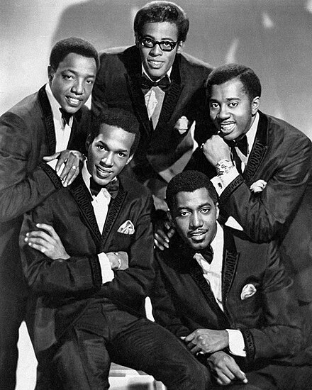The "Classic 5" lineup of the Temptations in 1967. Clockwise from top: David Ruffin, Melvin Franklin, Otis Williams, Eddie Kendricks, and Paul Williams.