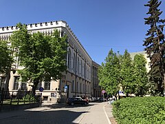 Die große Gilde in Riga mit Blick auf das Katzenhaus.jpg