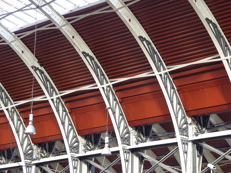 File:The roof of Paddington Station - geograph.org.uk - 5615469.jpg