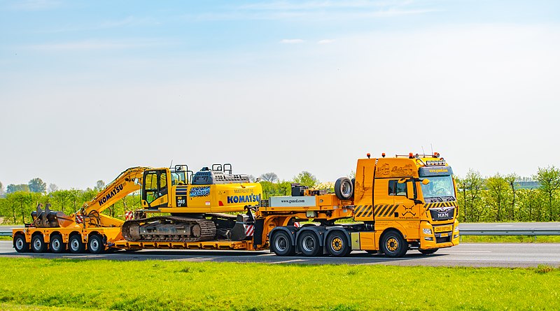 File:Truck Spotting on the A58 E312 Direction Kruiningen-Netherlands 16 04 2020. (49781642031).jpg