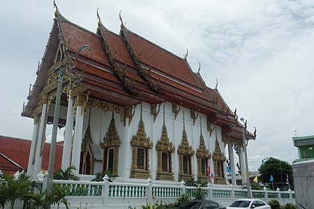 ไฟล์:Ubosot of Wat Bang Sao Thong 2.jpg