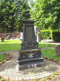 Denkmal für die Gefallenen des Königlich-bayerischen 2. Jäger­bataillons auf dem Friedhof zu Uettingen