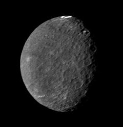 Umbriel, kot ga je fotografiral Voyager 2