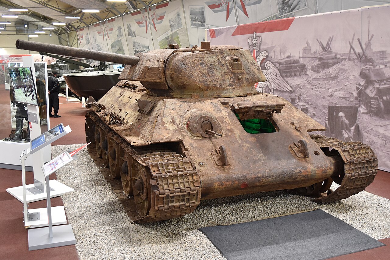 File Unrestored T 34 76 Model 1942 Patriot Museum Kubinka