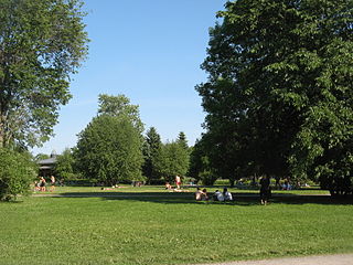 <span class="mw-page-title-main">Urban green space</span> Green area planned in an urban location