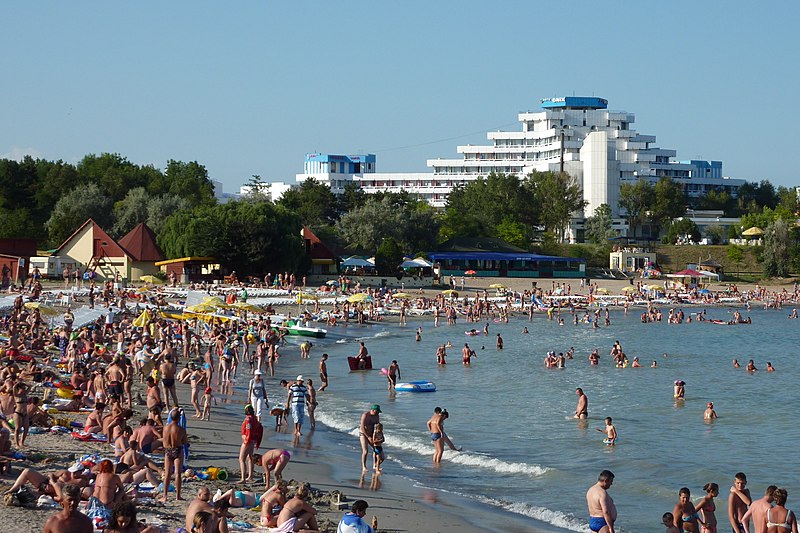 File:Venus, Romania -beach-26July2009.jpg