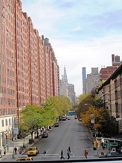<span class="mw-page-title-main">23rd Street (Manhattan)</span> West-east street in Manhattan, New York