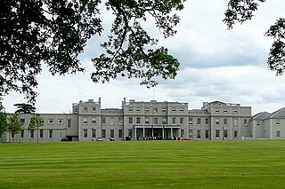 <span class="mw-page-title-main">Wokefield Park</span> 18th-century country house in Berkshire, England