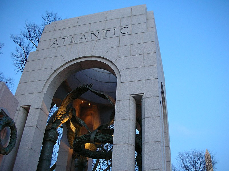 File:World War II Memorial Wade-12.JPG