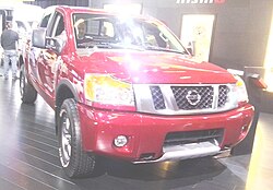 Curb weight of 2005 nissan titan