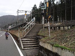 南 今 庄 駅 出入 り 口 - panoramio.jpg