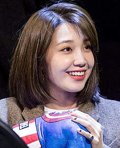 190112 Sangam Fansign Eunji 1.jpg