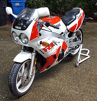 <span class="mw-page-title-main">Yamaha FZR400</span> Type of motorcycle