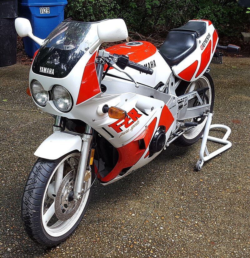 ファイル:1988 Yamaha FZR400 1WG.jpg - Wikipedia