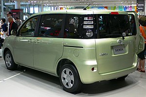 2006–2010 Sienta (Japan)
