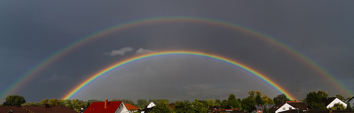 Ganzer Doppelregenbogen Full double rainbow