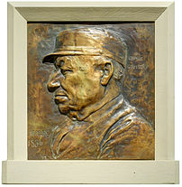 Grand-père Goussery, bas-relief en bronze de Camille Lefèvre (1886, musée des beaux-arts de Belfort). (définition réelle 2 406 × 2 460)