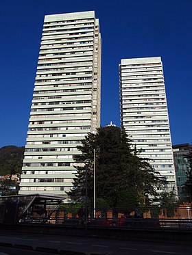 2018 Bogotá - Torres de Fenicia y Monserrate.jpg