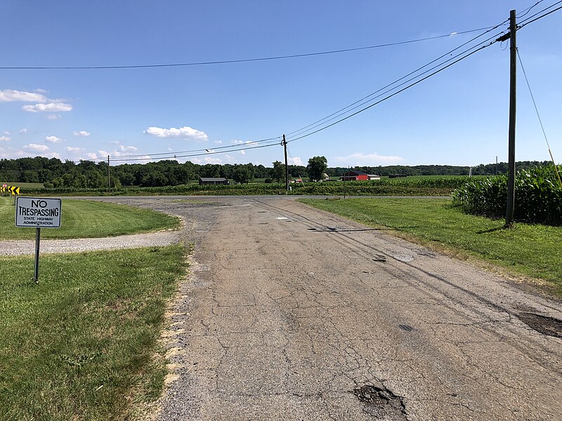 File:2022-06-30 16 13 14 View south along Maryland State Route 864 at Maryland State Route 292 (Still Pond Road) in Coleman, Kent County, Maryland.jpg