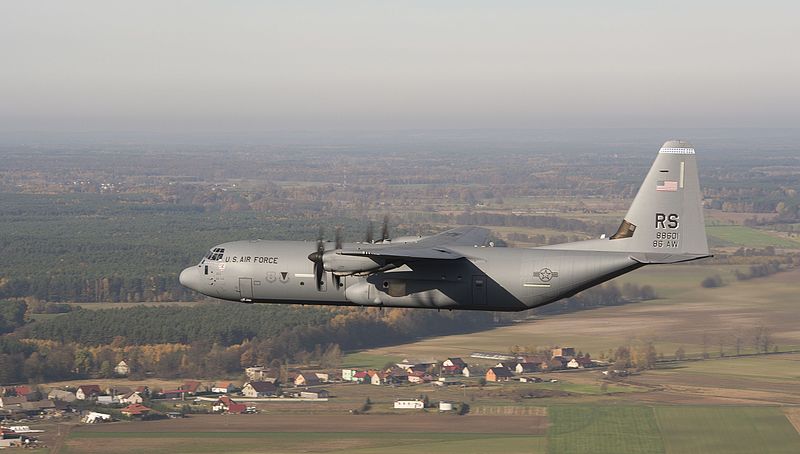 File:Airmen training in Polish skies 151102-F-LR947-592.jpg