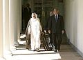 Kuwaitin pääministeri Sabah al-Ahmad al-Jabir al-Sabah presidentti George W. Bushin kanssa Valkoisen talon vuonna 2003