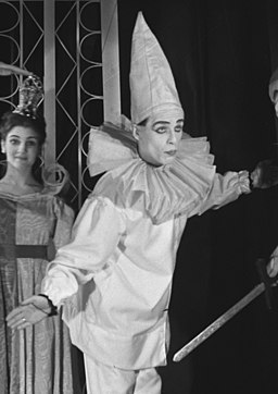 Als ik koning was bij Puck in de Kleine Komedie - Jaap Maarleveld (Pierrot) - 904-3425 (cropped)