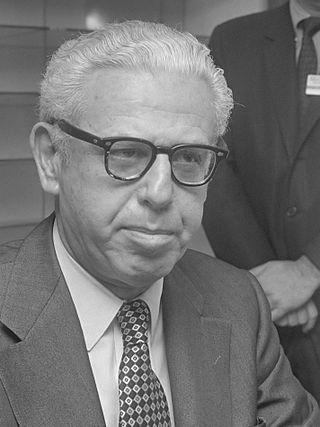 <span class="mw-page-title-main">Arthur Goldberg</span> American statesman and jurist (1908–1990)