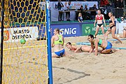 Deutsch: Beachhandball Europameisterschaften 2019 (Beach handball Euro); Tag 2: 3. Juli 2019 – Frauen, Vorrunde Gruppe D, Ukraine-Deutschland 2:0 (23:22, 32:24) English: Beach handball Euro; Day 2: 3 July 2019 – Women Preliminary Round Group D – Ukraine-Germany 2:0 (23:22, 32:24)