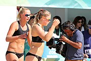 Deutsch: Beachvolleyball bei den Olympischen Jugendspielen 2018; Tag 11, 17. Oktober 2018; Jungen, Spiel um Platz 3 – USA (Devon Newberry/Lindsey Sparks)-Norwegen (Emilie Olimstad/Frida Berntsen) 1:2 (21–1/13–21/9–15) English: Beach volleyball at the 2018 Summer Youth Olympics at 17 October 2018 – Bronze Medal Match – USA (Devon Newberry/Lindsey Sparks)-Norway (Emilie Olimstad/Frida Berntsen) 1:2 (21–1/13–21/9–15)