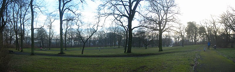 File:Berlin-Köpenick Bellevuepark Panoramablick.jpg