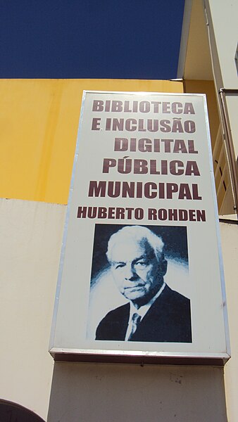 File:Biblioteca Huberto Rohden São Ludgero.jpg