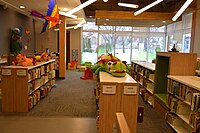 Intérieur de la Bibliothèque Hélène-Pedneault